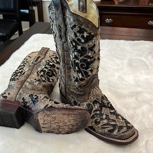 Corral cowgirl boots, size 8, medium.